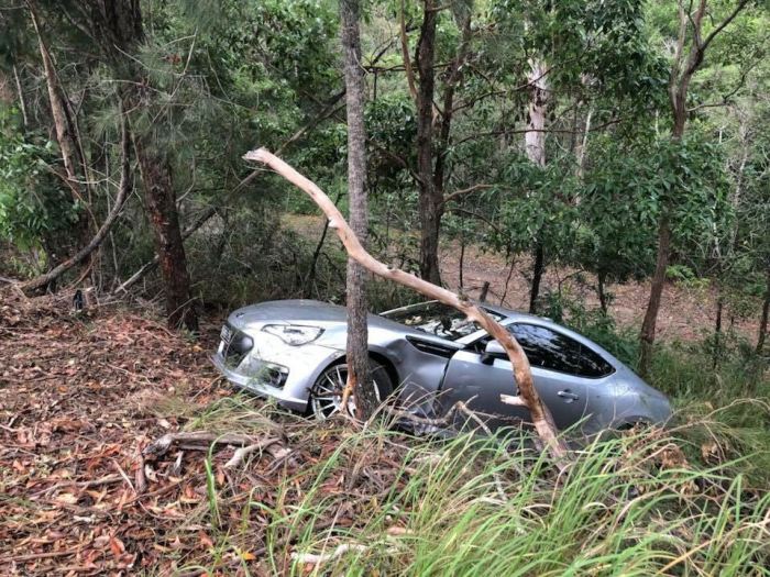 Using a sports car for off-road racing - ambitious but not so wise - (c) Bard 2018