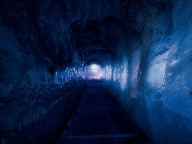 The light at the end of the tunnel - ©Bard 2017